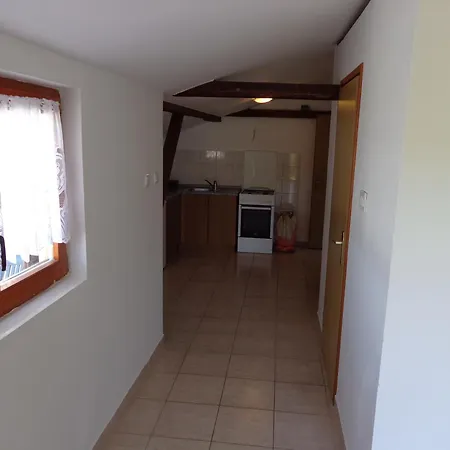 Marina Apartman Labin