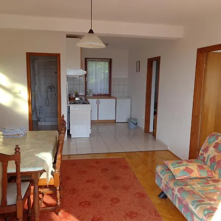 Marina Apartman Labin
